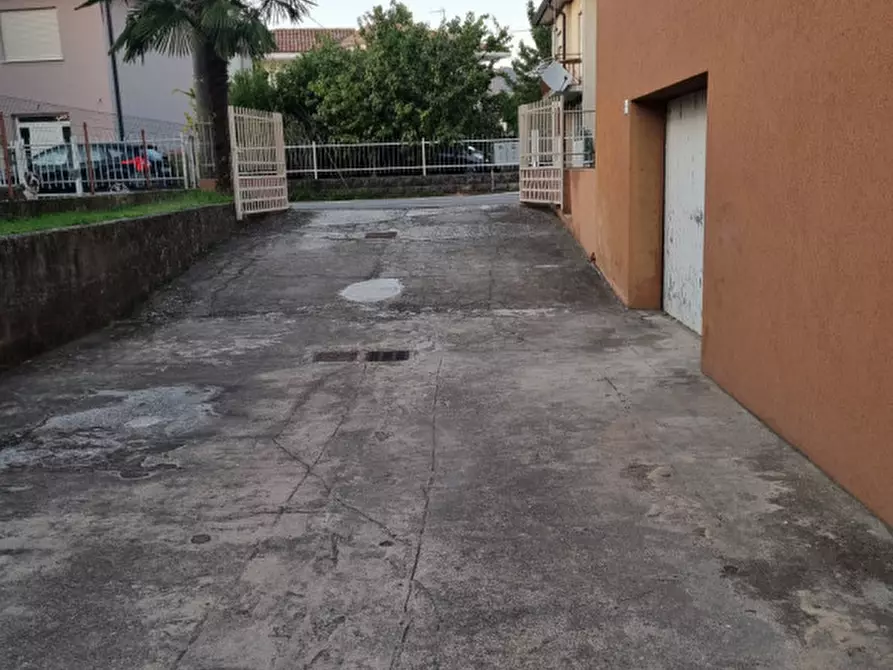 Immagine 17 di Appartamento in vendita  in Via Cima da Conegliano a Este