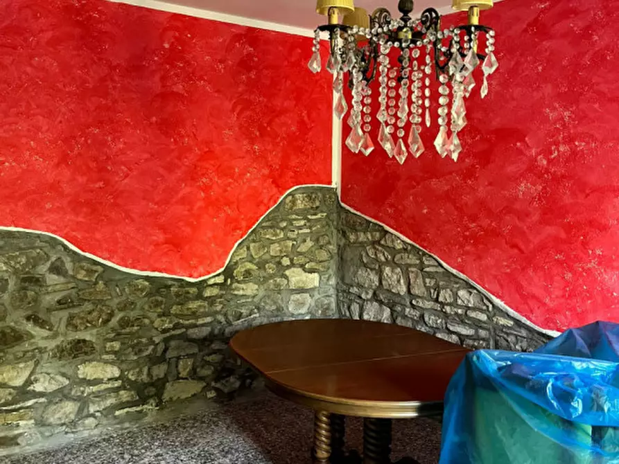 Immagine 8 di Villa in vendita  in Strada del Groppo Sovrano a Monchio Delle Corti