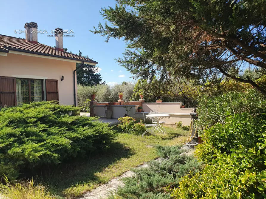 Immagine 4 di Villa in vendita  in Via Croce Levata a Fano