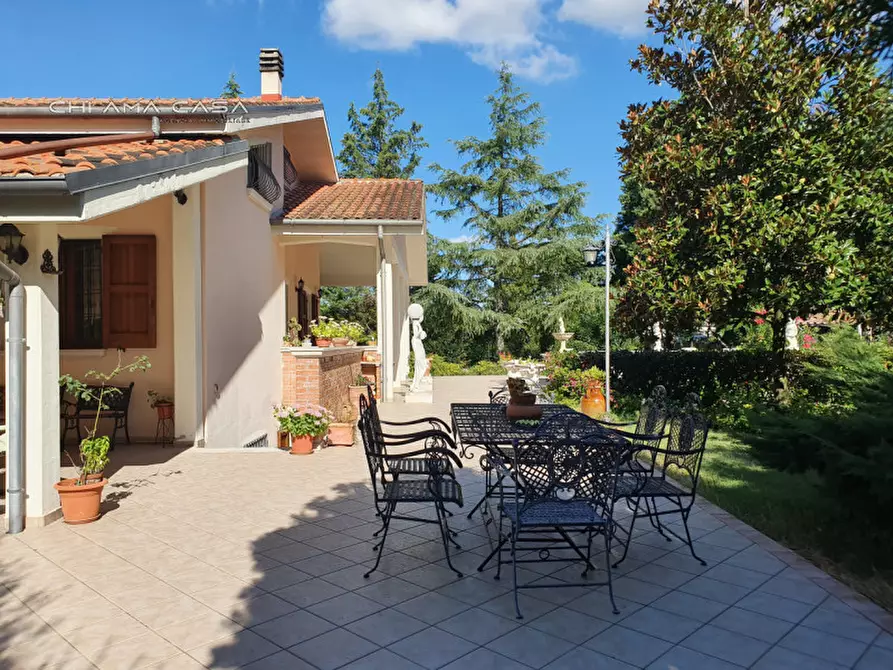 Immagine 9 di Villa in vendita  in Via Croce Levata a Fano