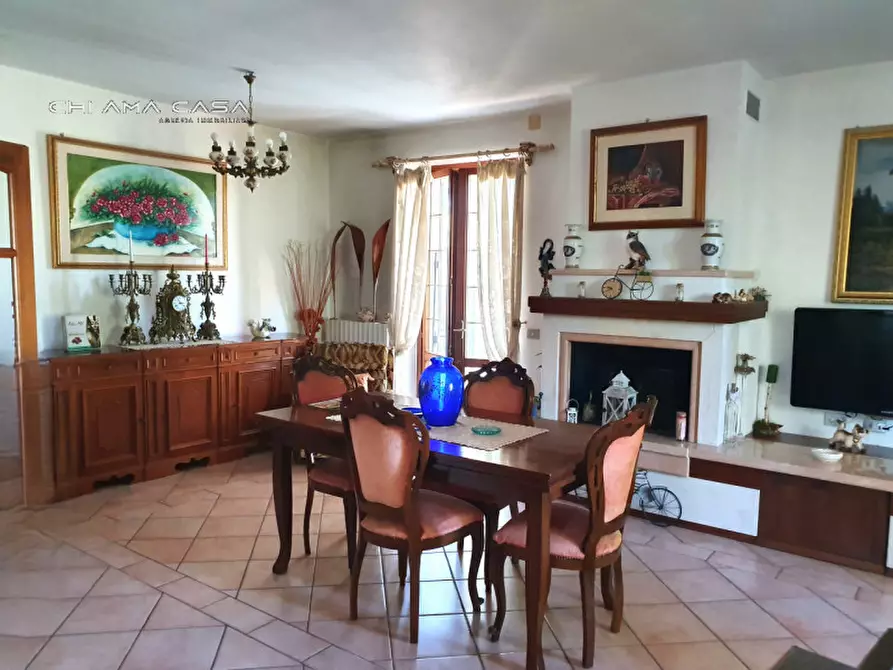 Immagine 17 di Villa in vendita  in Via Croce Levata a Fano