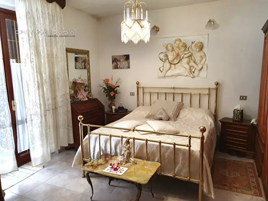 Immagine 22 di Villa in vendita  in Via Croce Levata a Fano