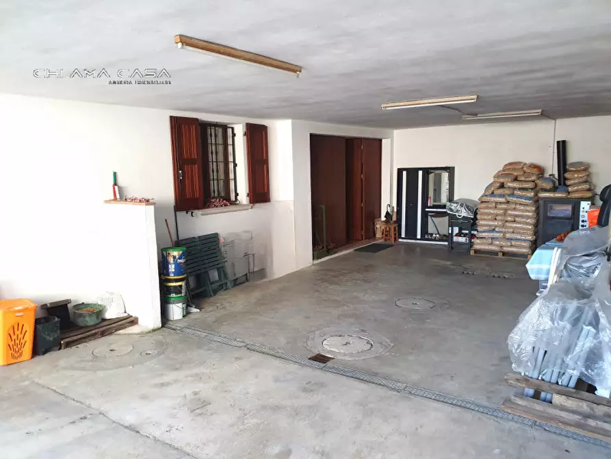 Immagine 35 di Villa in vendita  in Via Croce Levata a Fano