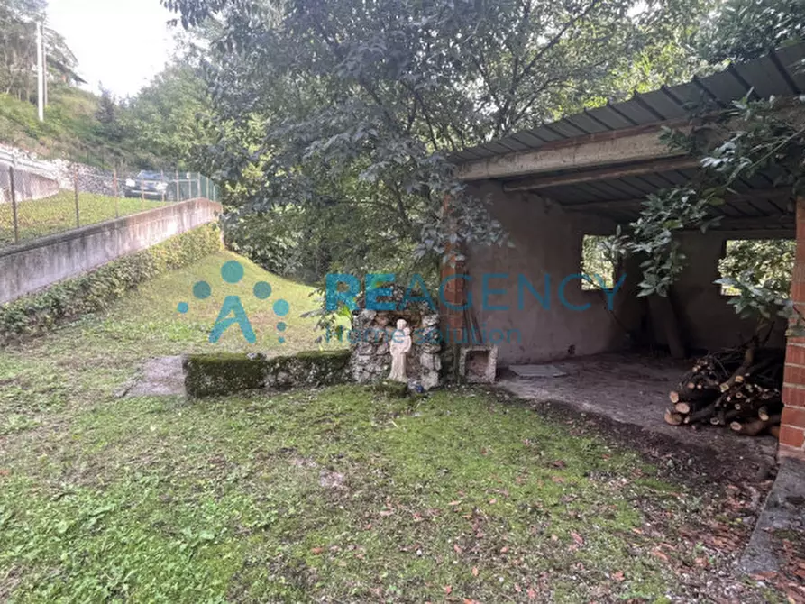 Immagine 13 di Rustico / casale in vendita  in Via Pianacattiva di mezzo a Trissino