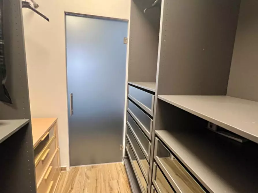 Immagine 5 di Appartamento in vendita  in Viale Luigi Torelli, 8 a Milano