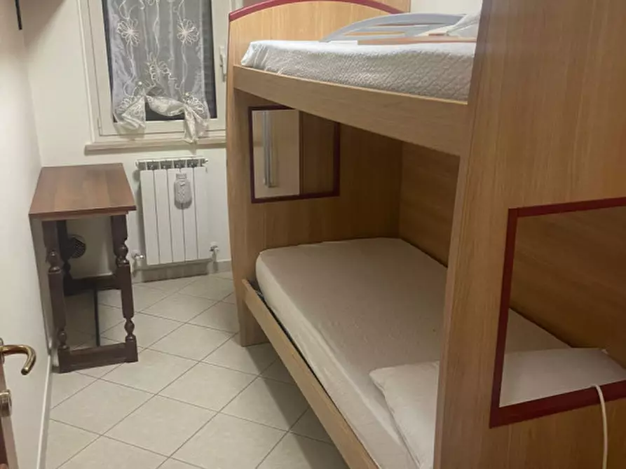 Immagine 2 di Appartamento in affitto  in Via Lombardia, 19 a Roseto Degli Abruzzi