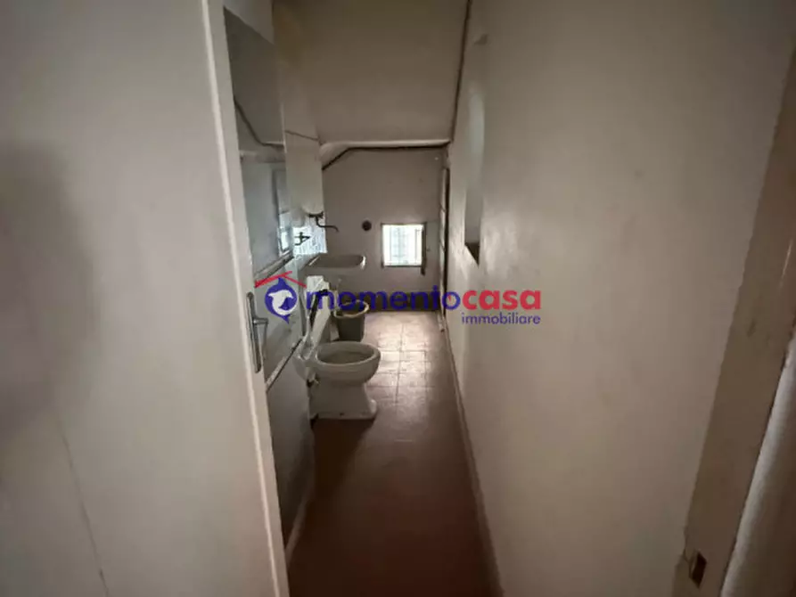 Immagine 11 di Magazzino in vendita  in Via Genova a Reggio Di Calabria