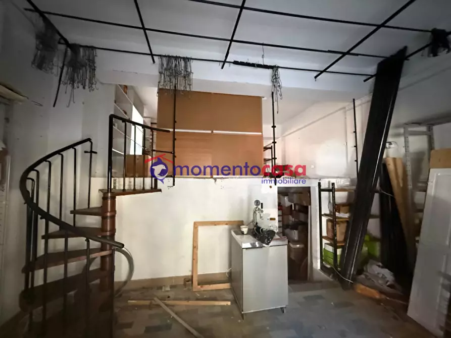 Immagine 13 di Magazzino in vendita  in Via Genova a Reggio Di Calabria