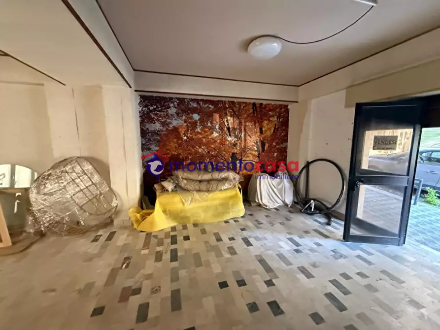 Immagine 16 di Magazzino in vendita  in Via Genova a Reggio Di Calabria