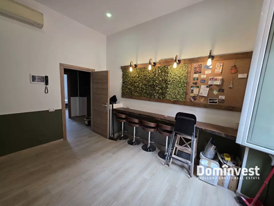 Immagine 1 di Attività commerciale in vendita  in Via Castel Fidardo a Roma