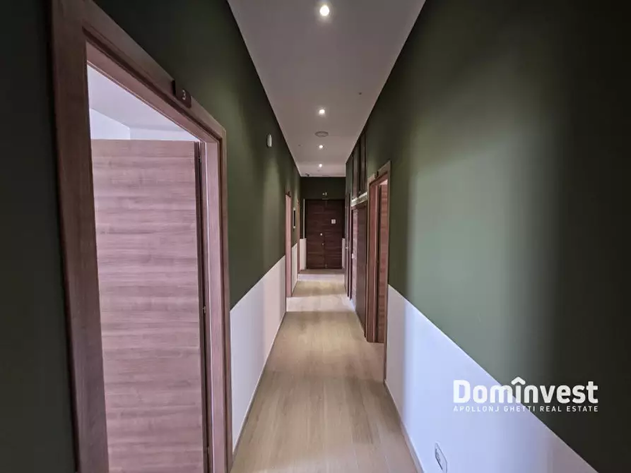 Immagine 15 di Attività commerciale in vendita  in Via Castel Fidardo a Roma