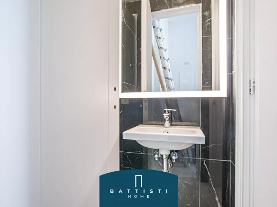 Immagine 5 di Ufficio in affitto  in Via Aniene a Roma