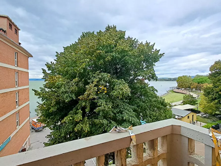 Immagine 7 di Appartamento in vendita  a Passignano Sul Trasimeno