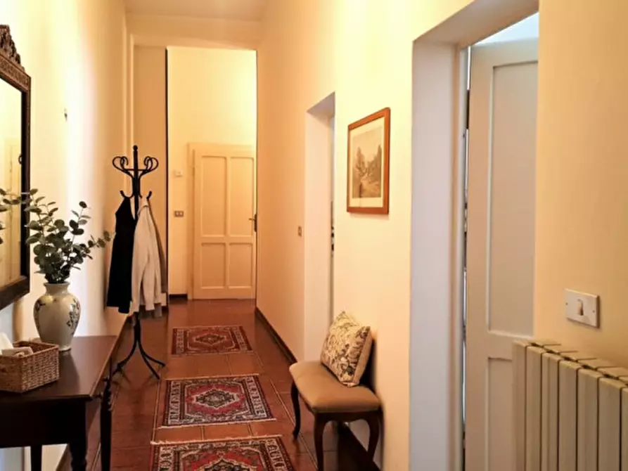 Immagine 12 di Appartamento in vendita  a Passignano Sul Trasimeno