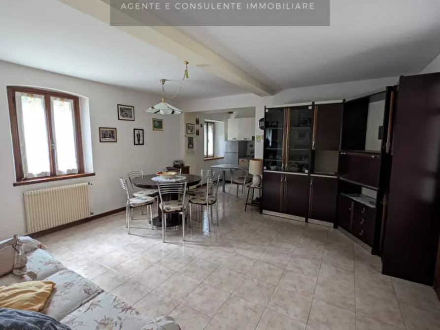 Immagine 2 di Villetta a schiera in vendita  a Vittorio Veneto