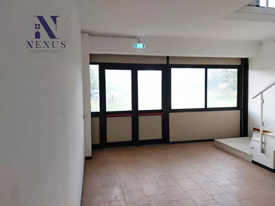 Immagine 11 di Capannone industriale in affitto  in Via Luigi Einaudi 4 a Fano