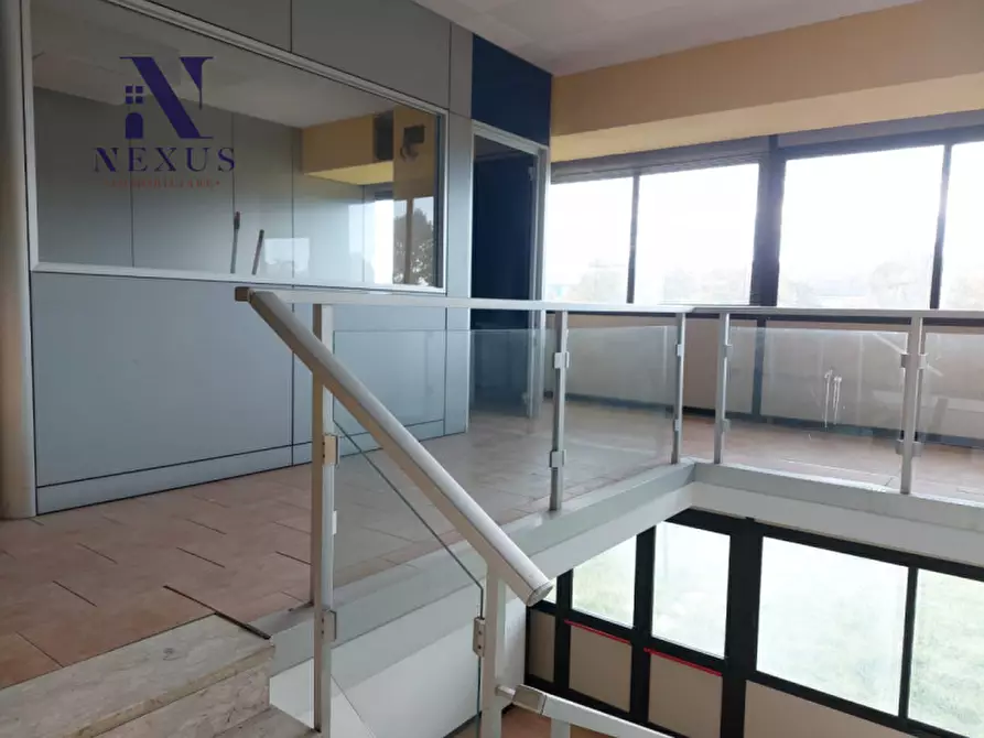 Immagine 13 di Capannone industriale in affitto  in Via Luigi Einaudi 4 a Fano