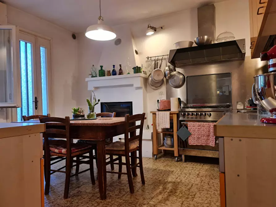 Immagine 19 di Villa in vendita  a Lendinara