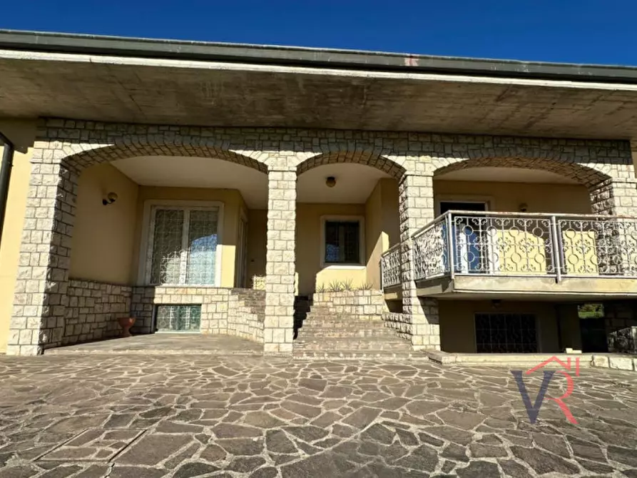 Immagine 2 di Casa indipendente in vendita  in Via Castello a Dello