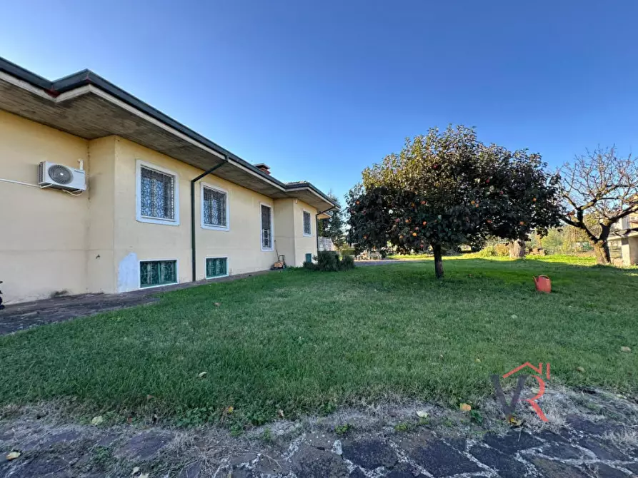 Immagine 3 di Casa indipendente in vendita  in Via Castello a Dello