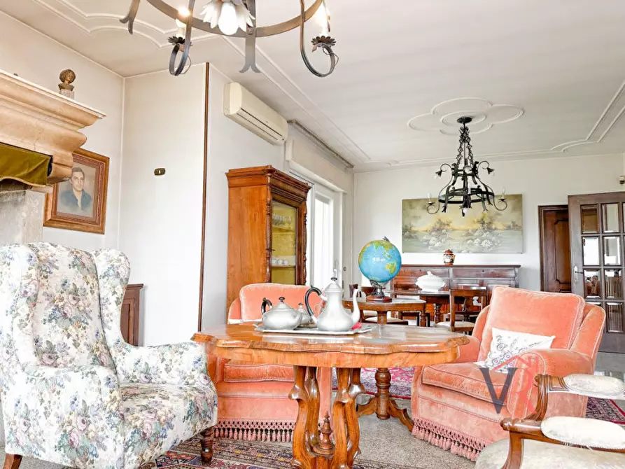 Immagine 43 di Casa indipendente in vendita  in Via Castello a Dello