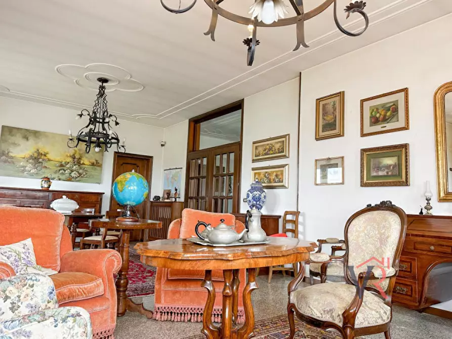 Immagine 48 di Casa indipendente in vendita  in Via Castello a Dello