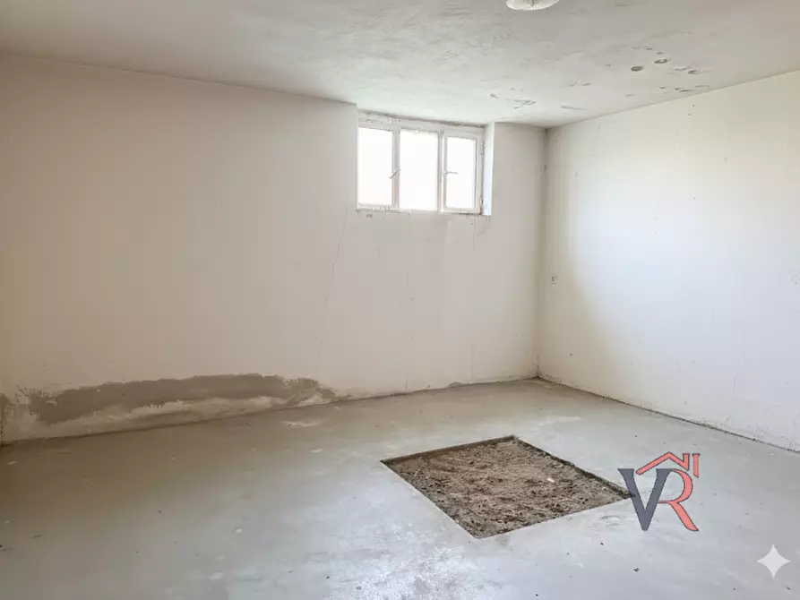 Immagine 49 di Casa indipendente in vendita  in Via Castello a Dello