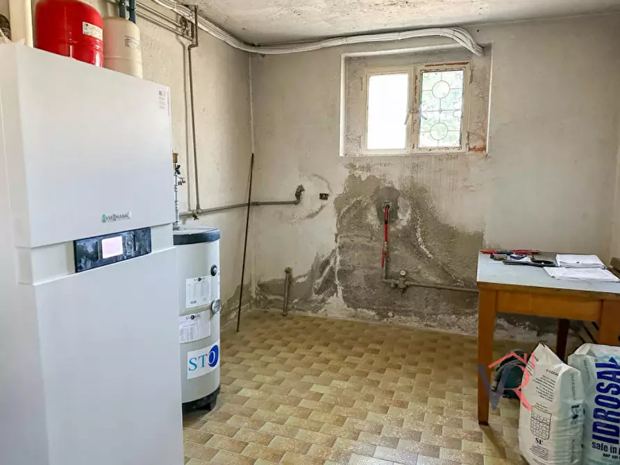 Immagine 51 di Casa indipendente in vendita  in Via Castello a Dello