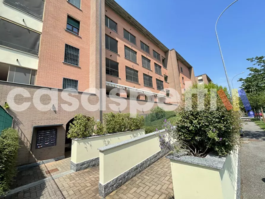 Immagine 1 di Appartamento in vendita  in Via Ernesto Teodoro Moneta a Opera