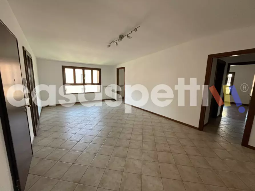 Immagine 9 di Appartamento in vendita  in Via Ernesto Teodoro Moneta a Opera