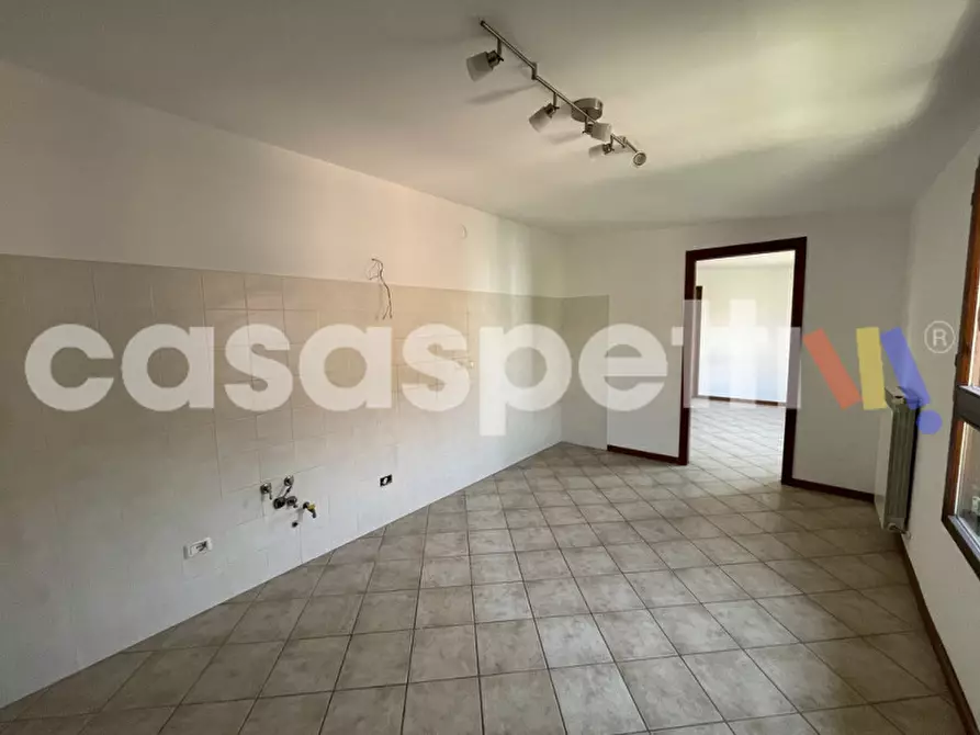 Immagine 12 di Appartamento in vendita  in Via Ernesto Teodoro Moneta a Opera