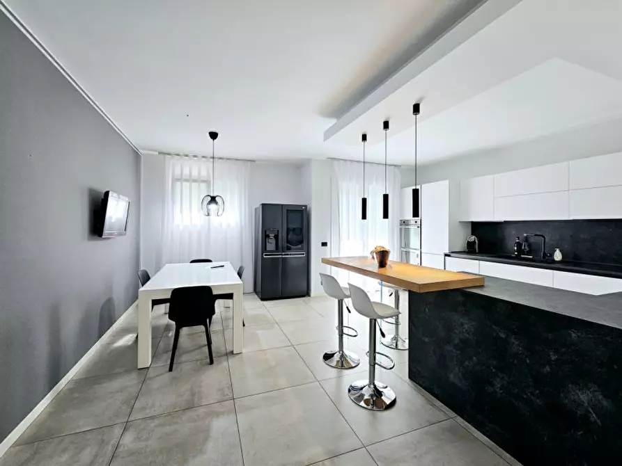 Immagine 3 di Casa indipendente in vendita  in VIA TADDEO D'ESTE a Este