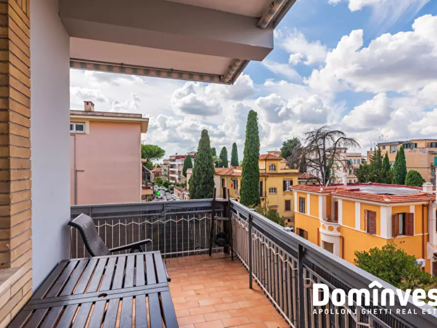 Immagine 1 di Appartamento in vendita  in Via Achille Mauri a Roma