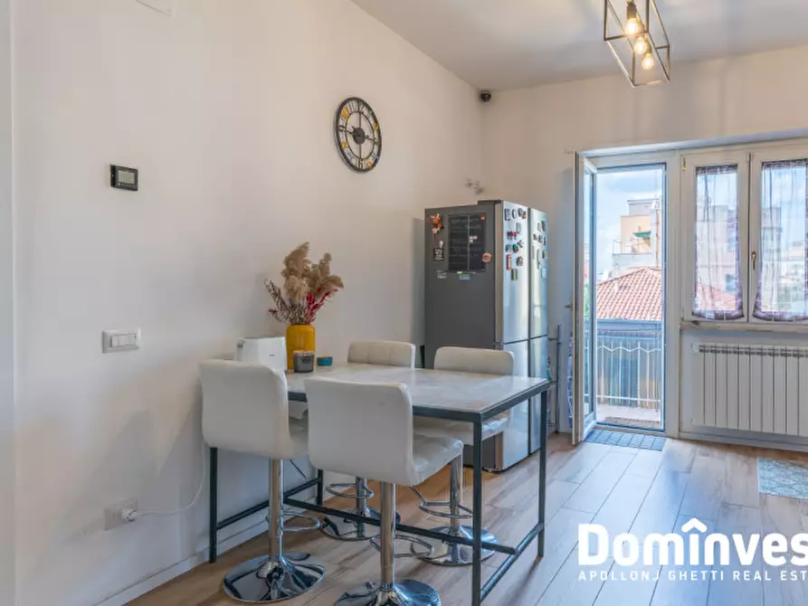 Immagine 11 di Appartamento in vendita  in Via Achille Mauri a Roma