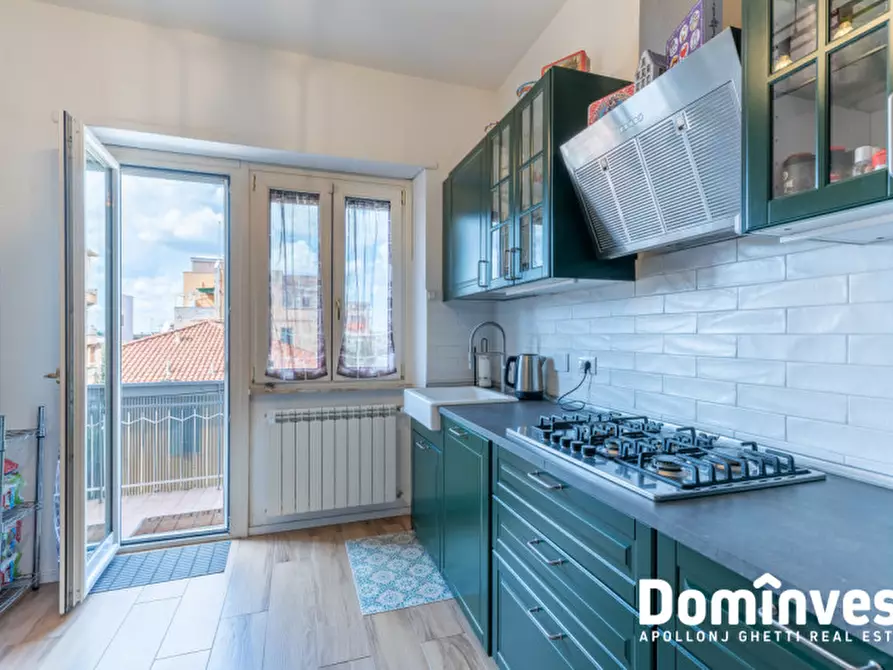 Immagine 14 di Appartamento in vendita  in Via Achille Mauri a Roma