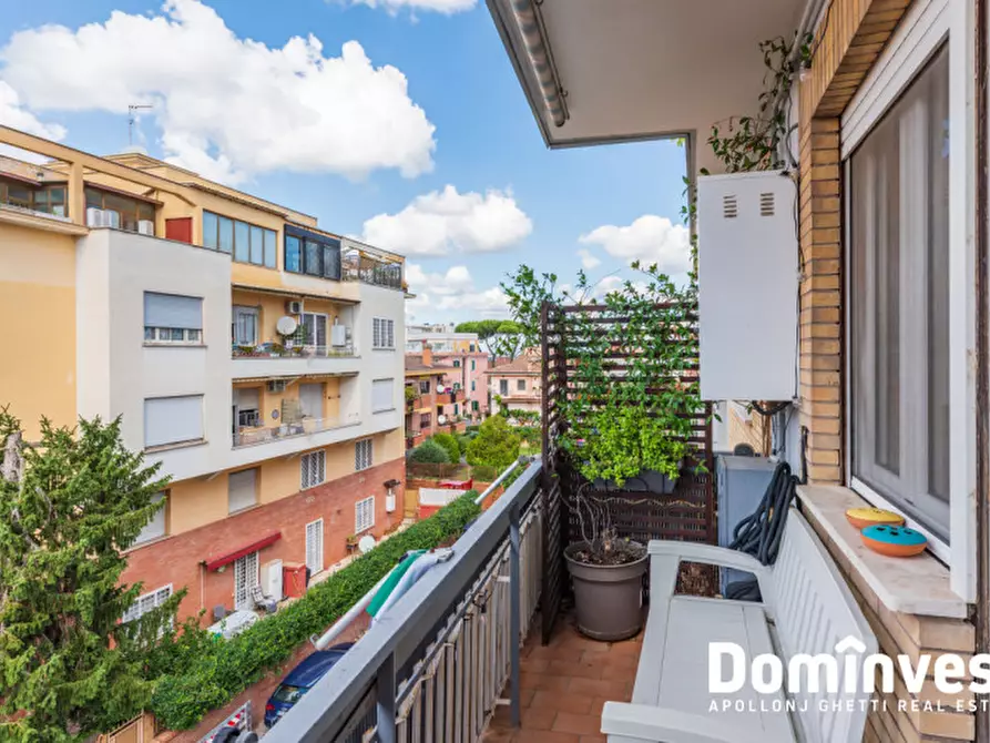 Immagine 32 di Appartamento in vendita  in Via Achille Mauri a Roma