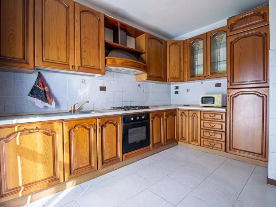 Immagine 6 di Appartamento in vendita  in Via Wolfang Amedeus Mozart a Zibido San Giacomo