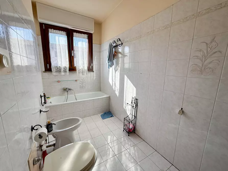 Immagine 16 di Appartamento in vendita  in Via Wolfang Amedeus Mozart a Zibido San Giacomo