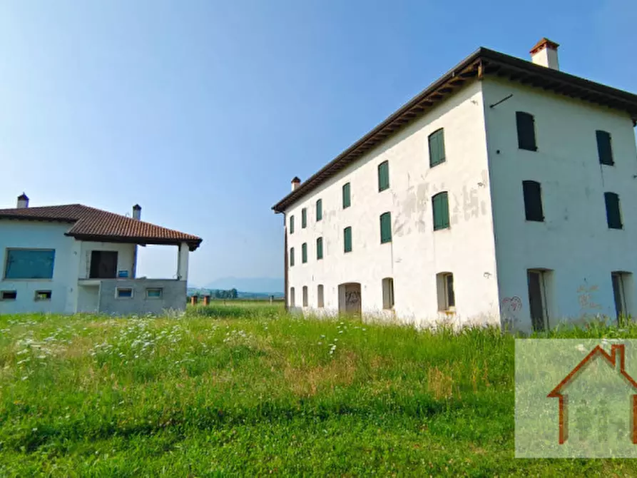 Immagine 1 di Casa indipendente in vendita  a Susegana