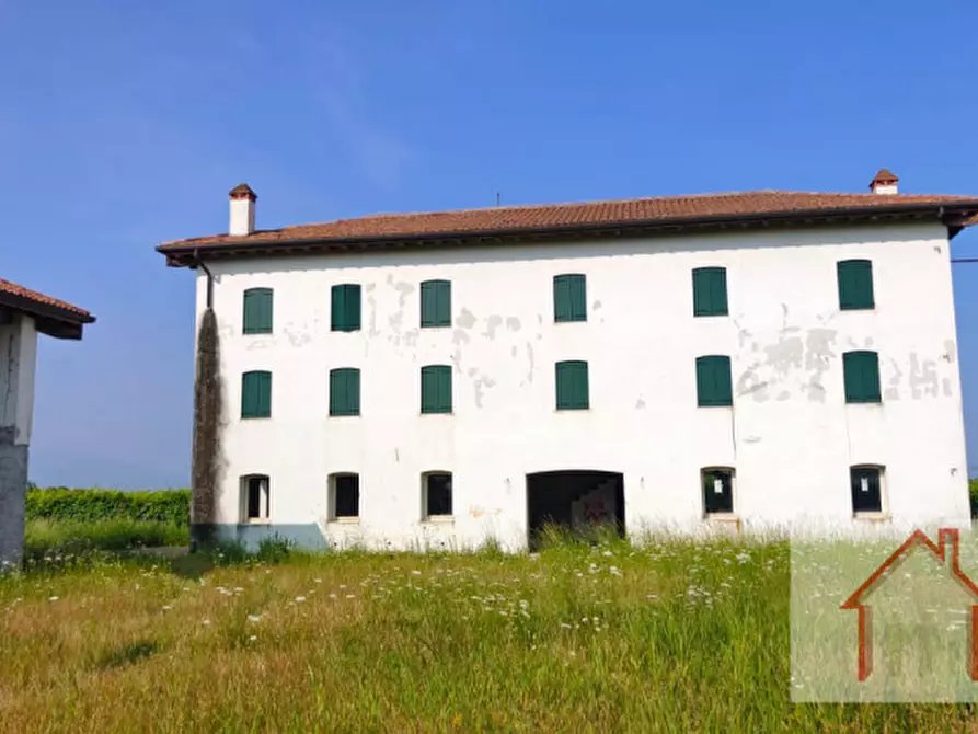 Immagine 2 di Casa indipendente in vendita  a Susegana