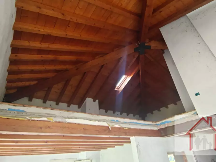 Immagine 14 di Casa indipendente in vendita  a Susegana