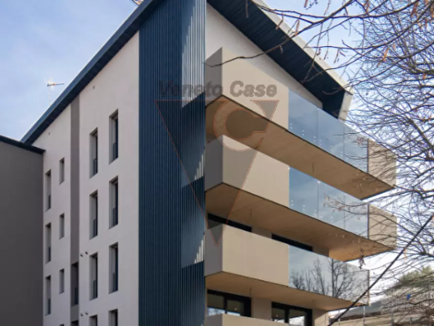 Immagine 5 di Attico in vendita  in Via Vittorio Veneto a Dolo