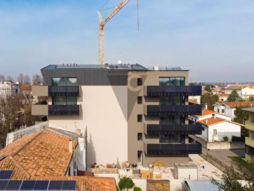 Immagine 11 di Attico in vendita  in Via Vittorio Veneto a Dolo