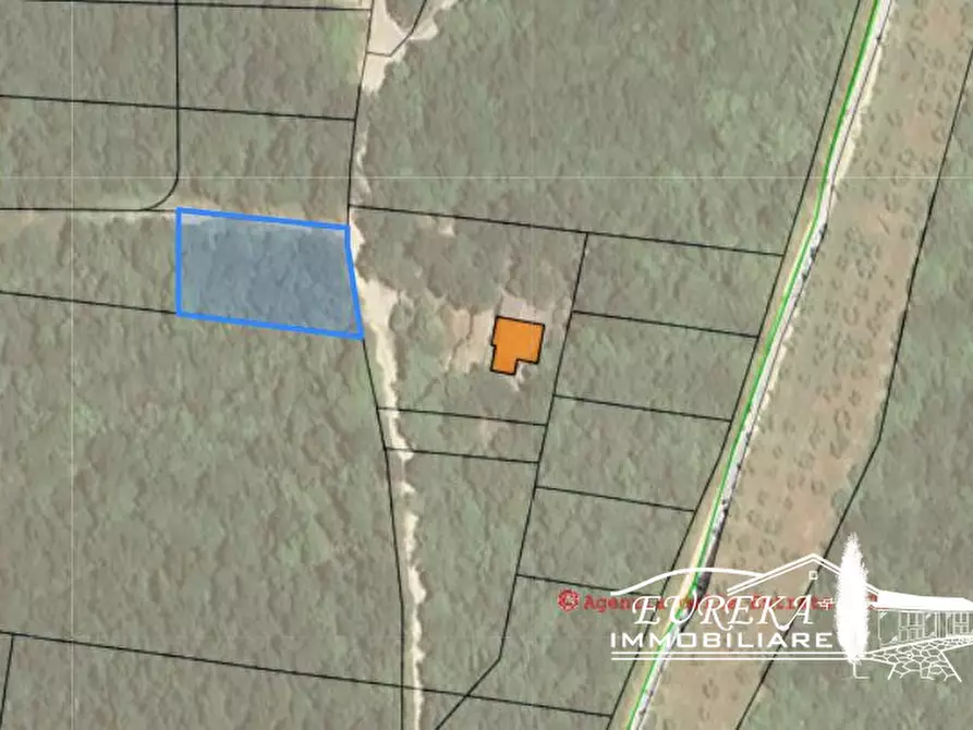 Immagine 23 di Terreno in vendita  in strada della rocca a Magione