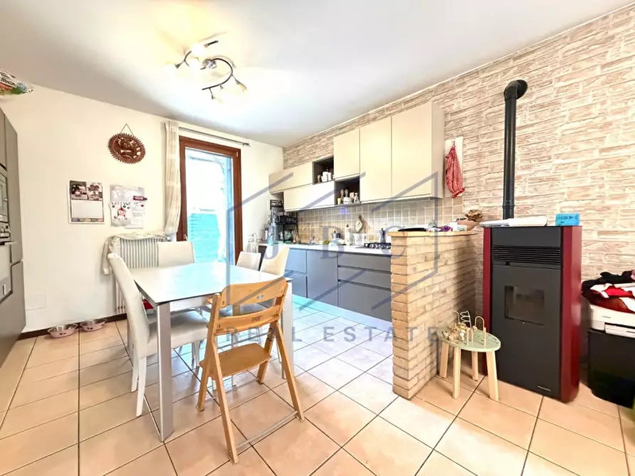 Immagine 8 di Casa bifamiliare in vendita  a Motta Di Livenza