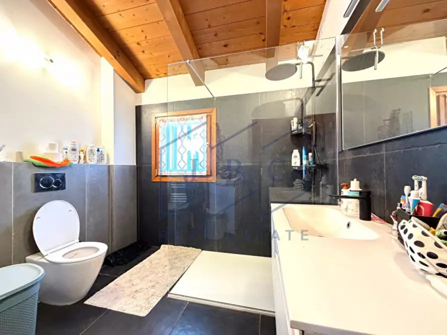 Immagine 16 di Casa bifamiliare in vendita  a Motta Di Livenza