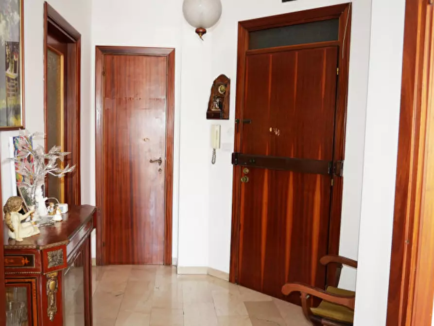 Immagine 13 di Appartamento in vendita  in Via Tibullo a Pescara