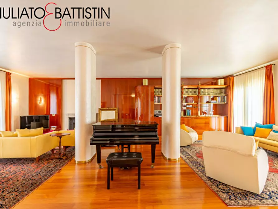 Immagine 14 di Villa in vendita  in Via Legione Antonini a Vicenza