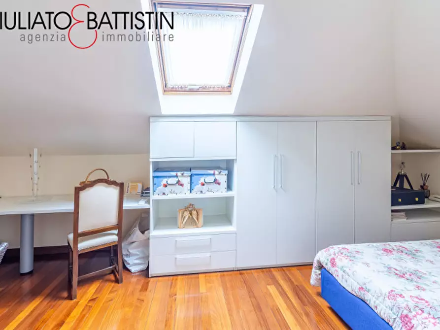 Immagine 37 di Villa in vendita  in Via Legione Antonini a Vicenza