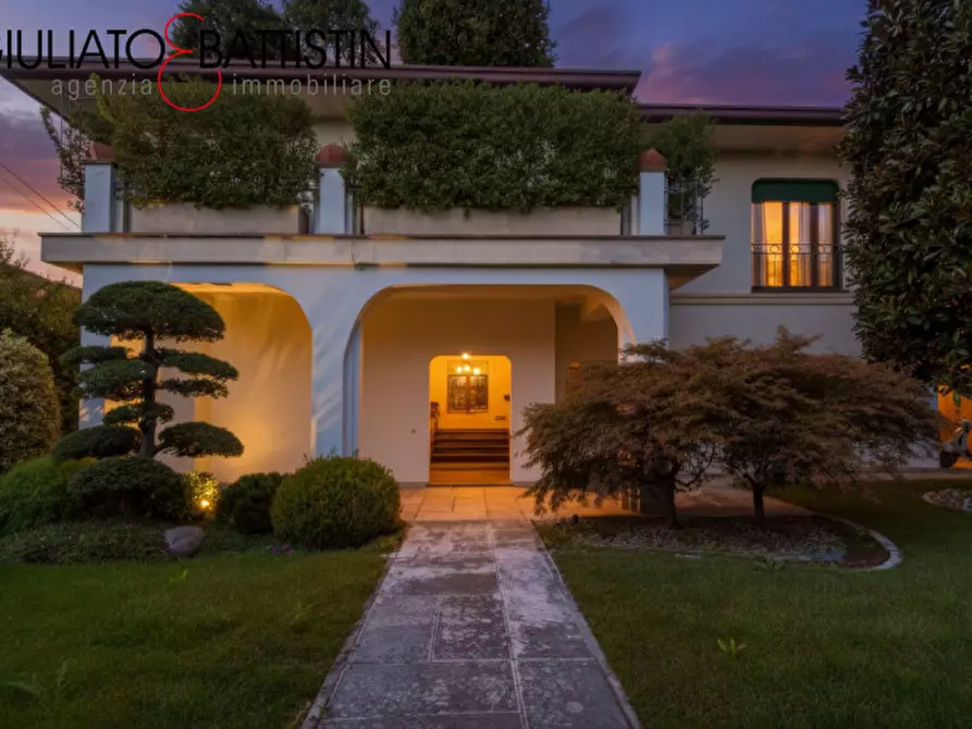 Immagine 42 di Villa in vendita  in Via Legione Antonini a Vicenza